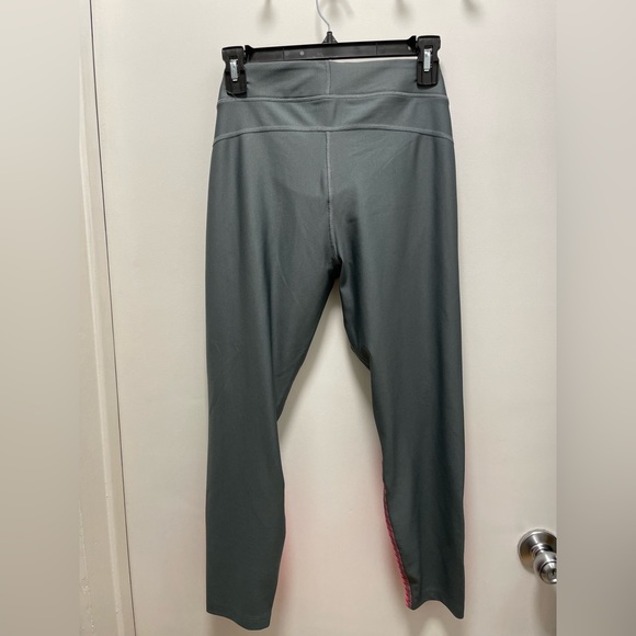 Under Armour Leggings - Picture 3 of 3